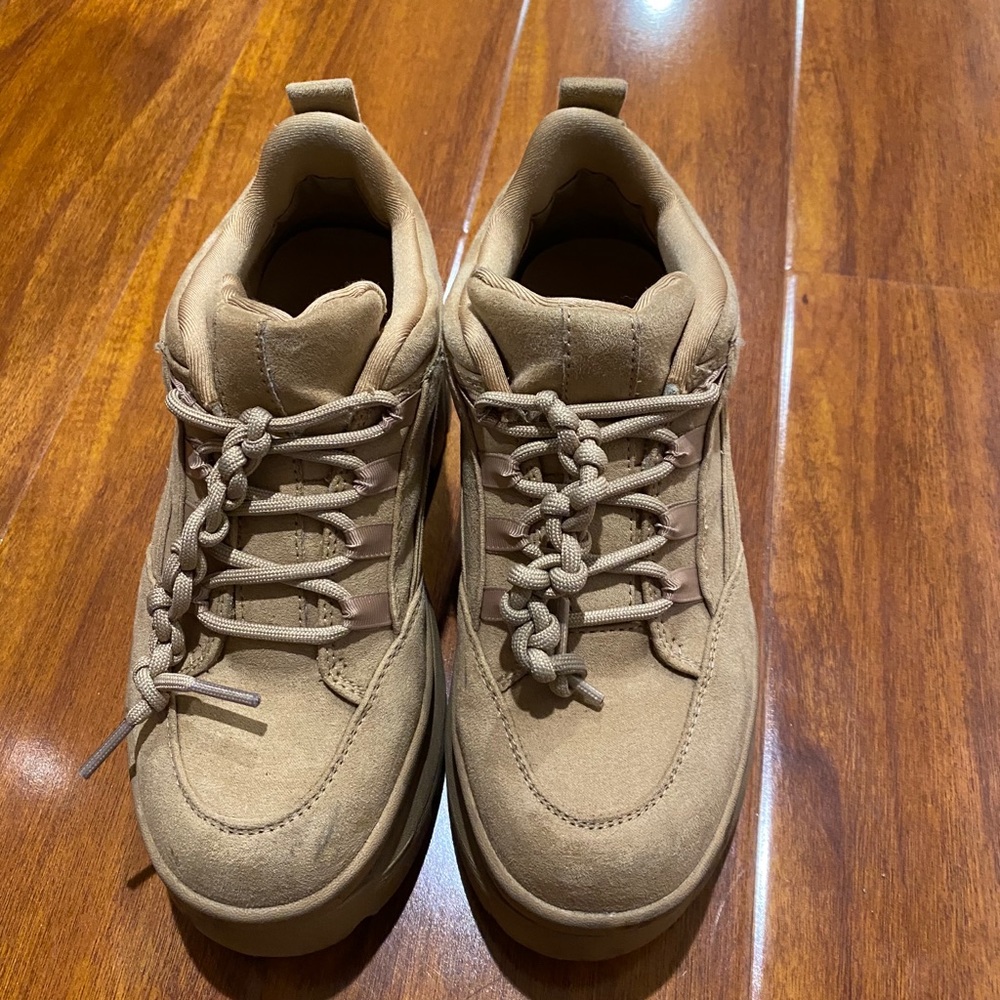 Madden Girls shoes